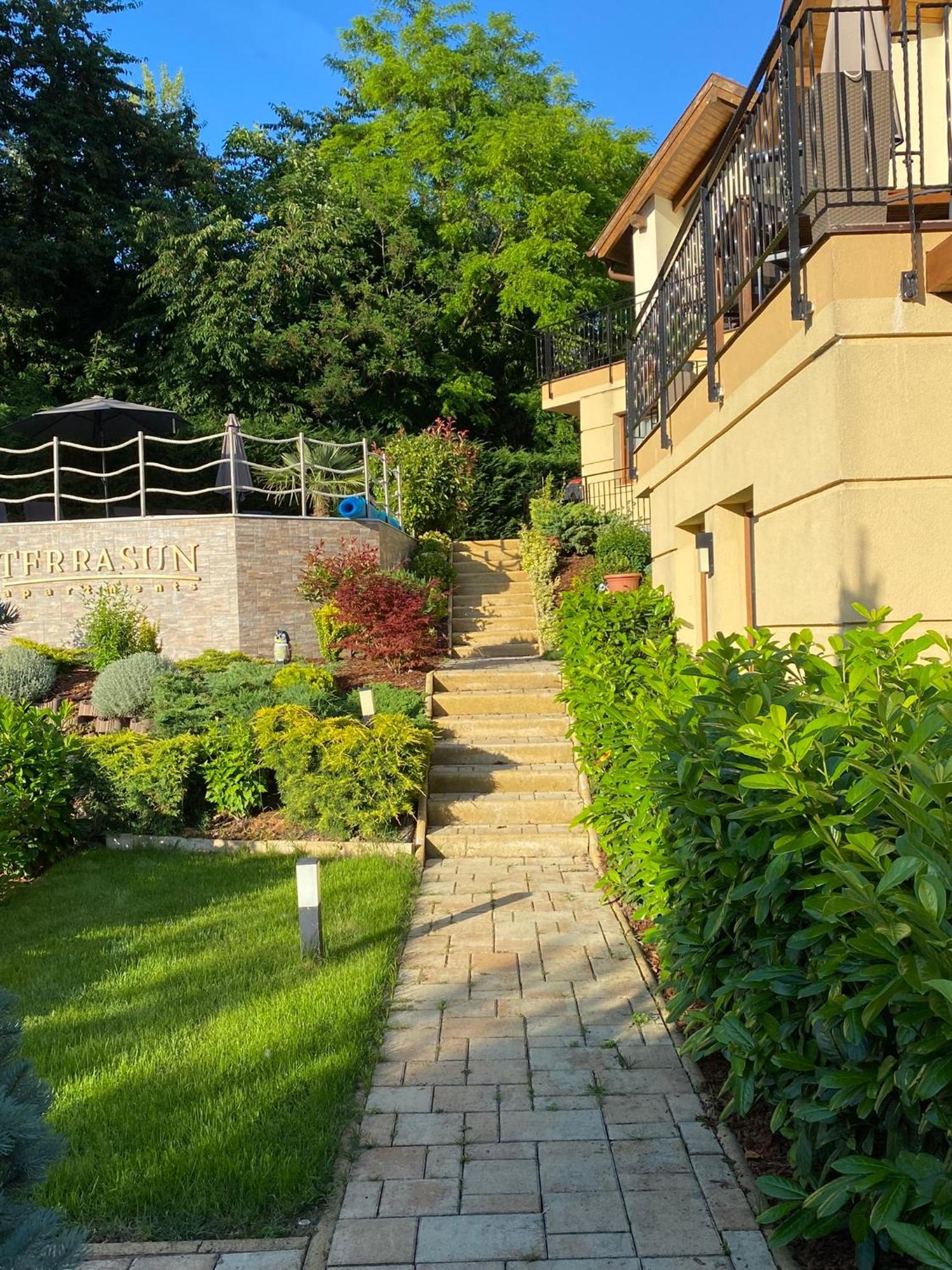 Terrasun Apartments Balatonszarszo Exterior foto